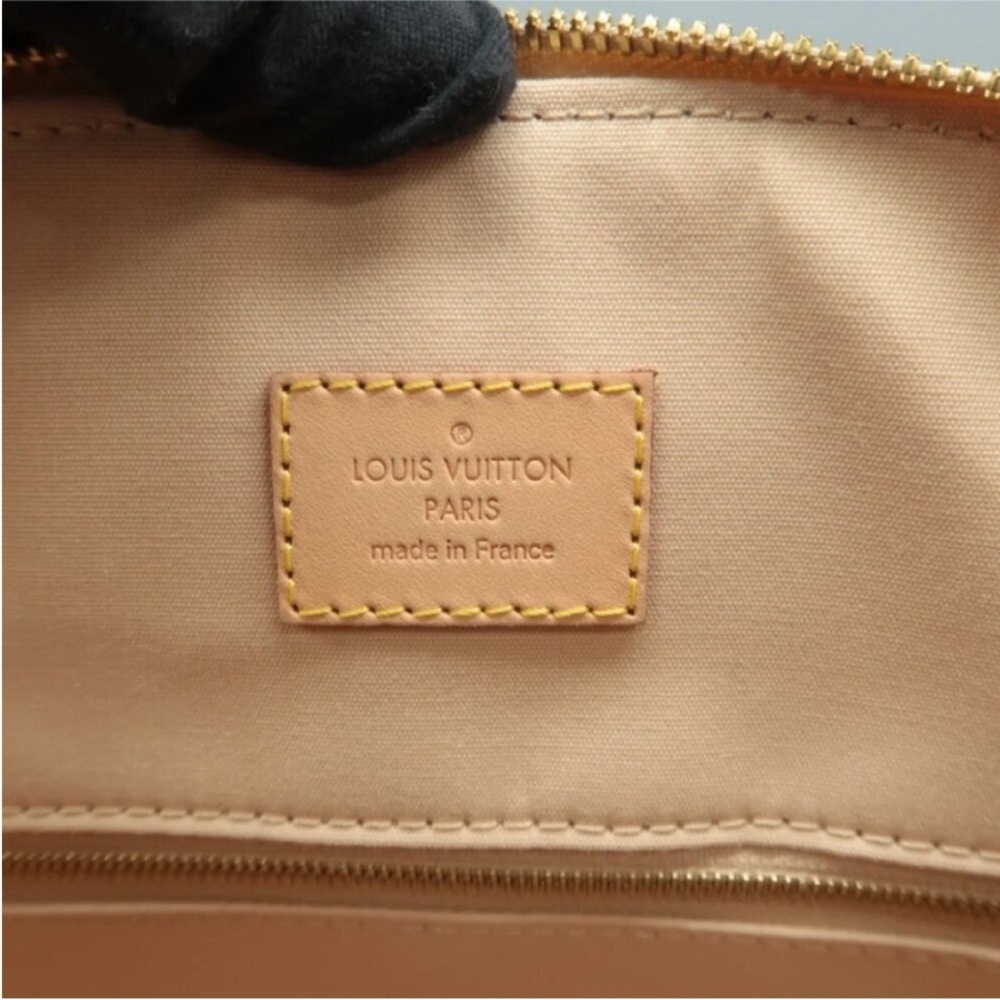 💥She's a Unicorn!!💥Louis Vuitton Two-tone Monogram Leather Vernis Tote Bag✨✨✨ - Picture 11 of 12